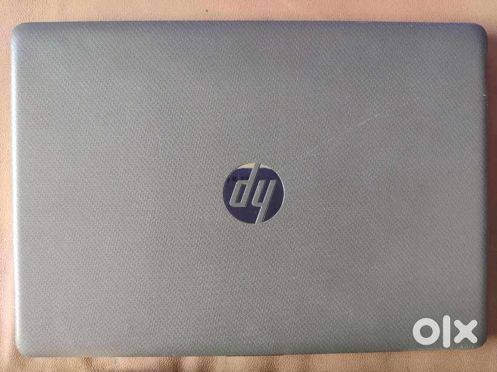 Hp AMD RYZEN 5 Laptop