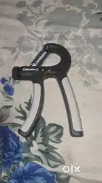 Hand gripper
