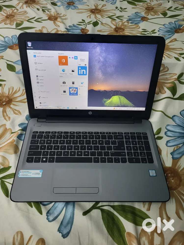 hp laptop i3 6th gen 4ab ram 1tb hdd in excellent working condition