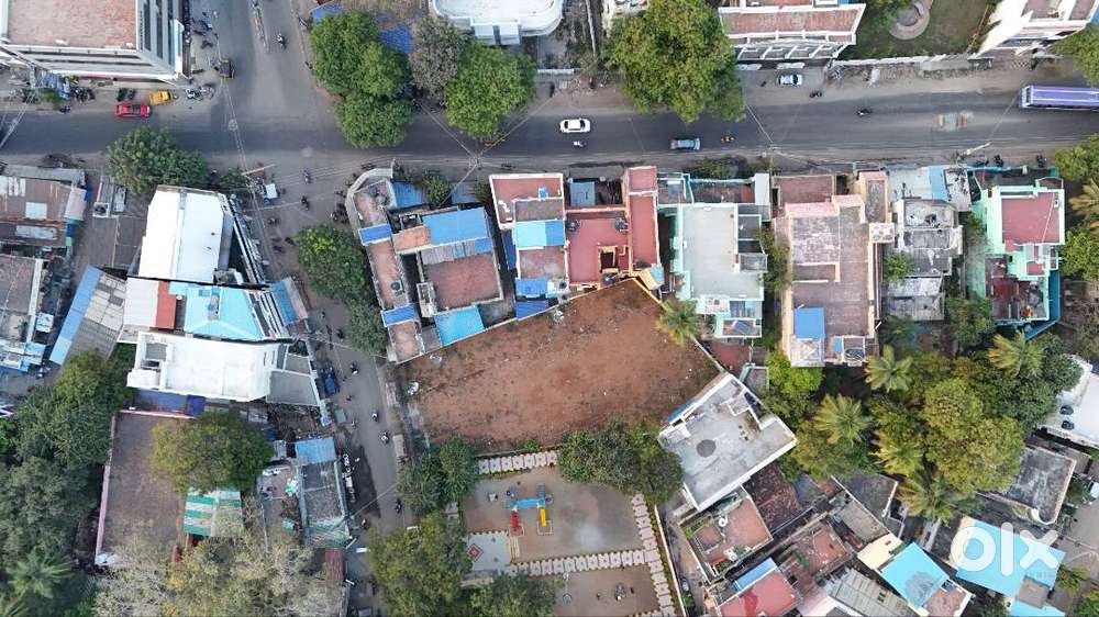 Commercial Plot for Sale in Narimedu