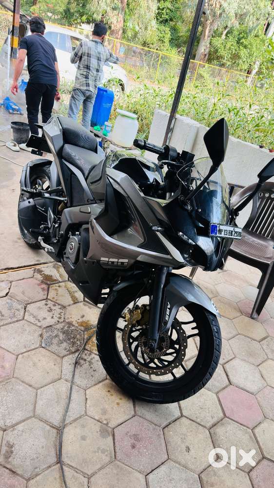 RS 200 brand new condition