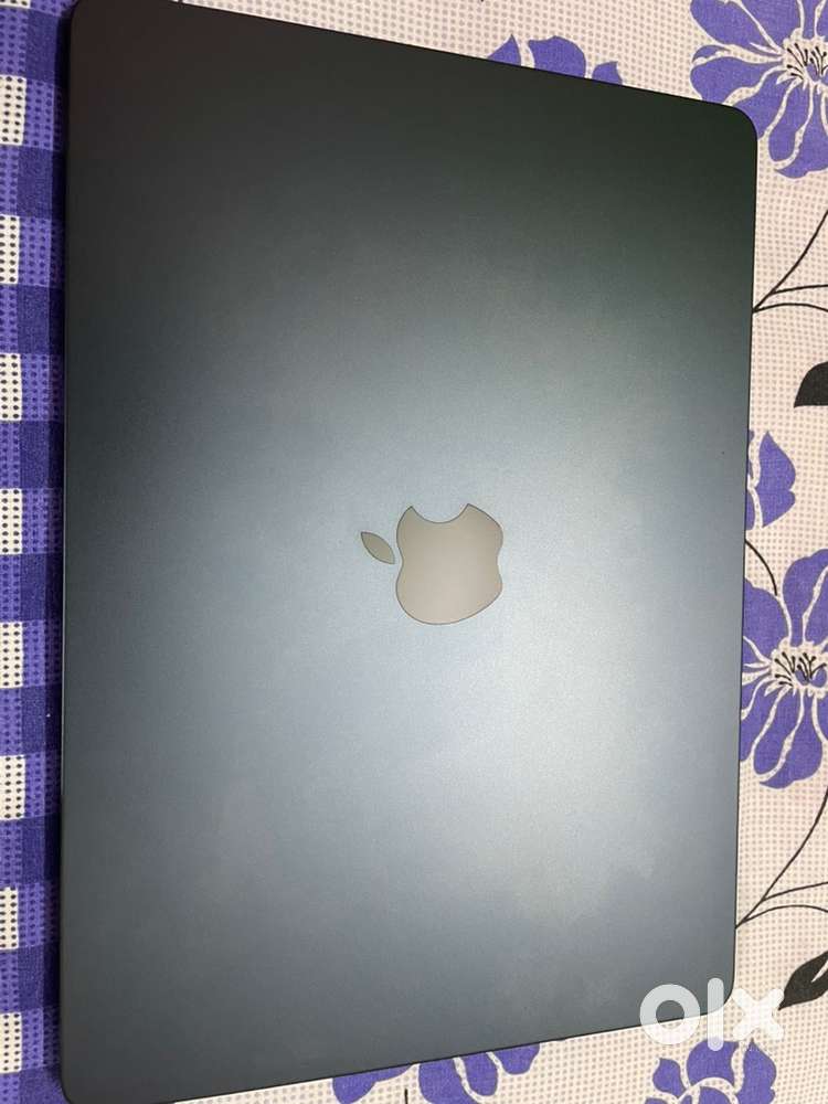 Macbook air M3 2024