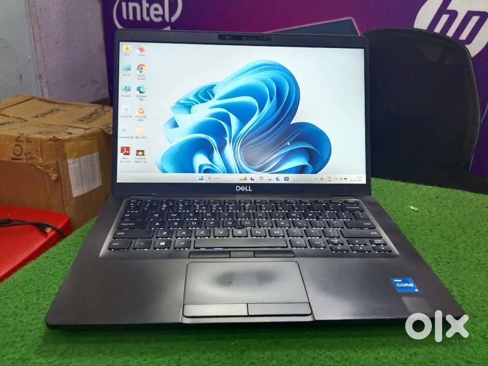Dell Latitude 5400 i5 8th Gen 8gb RAM 256gb SSD 14 inches Gud Workss
