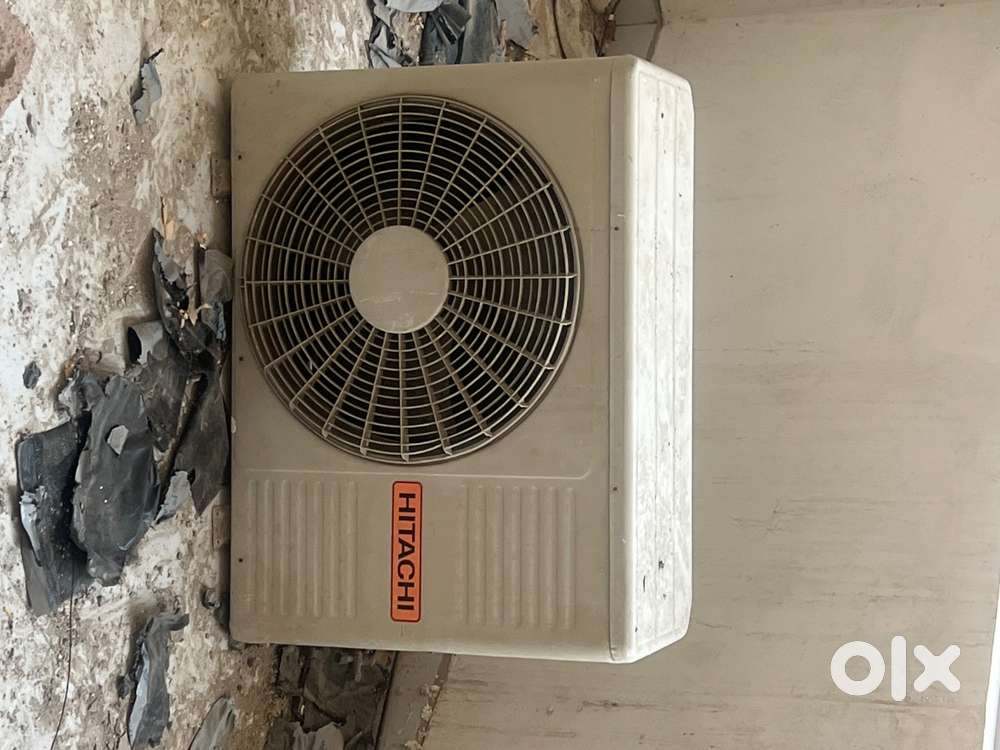 Hitachi AC