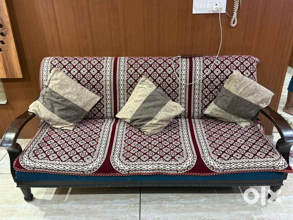 Five Seater Sofa and one sofa com bed
