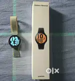 Samsung Galaxy watch 4 with bill, box, charger and 3 straps.