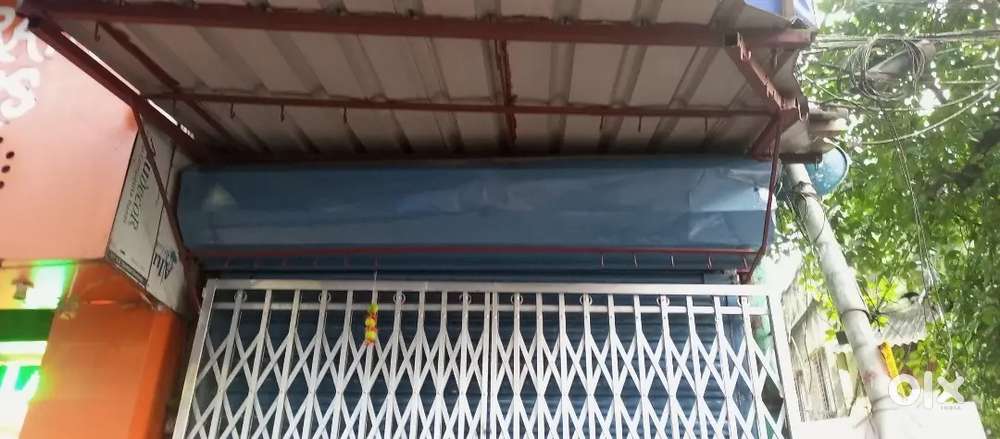 Helper needed for Hardware Shop