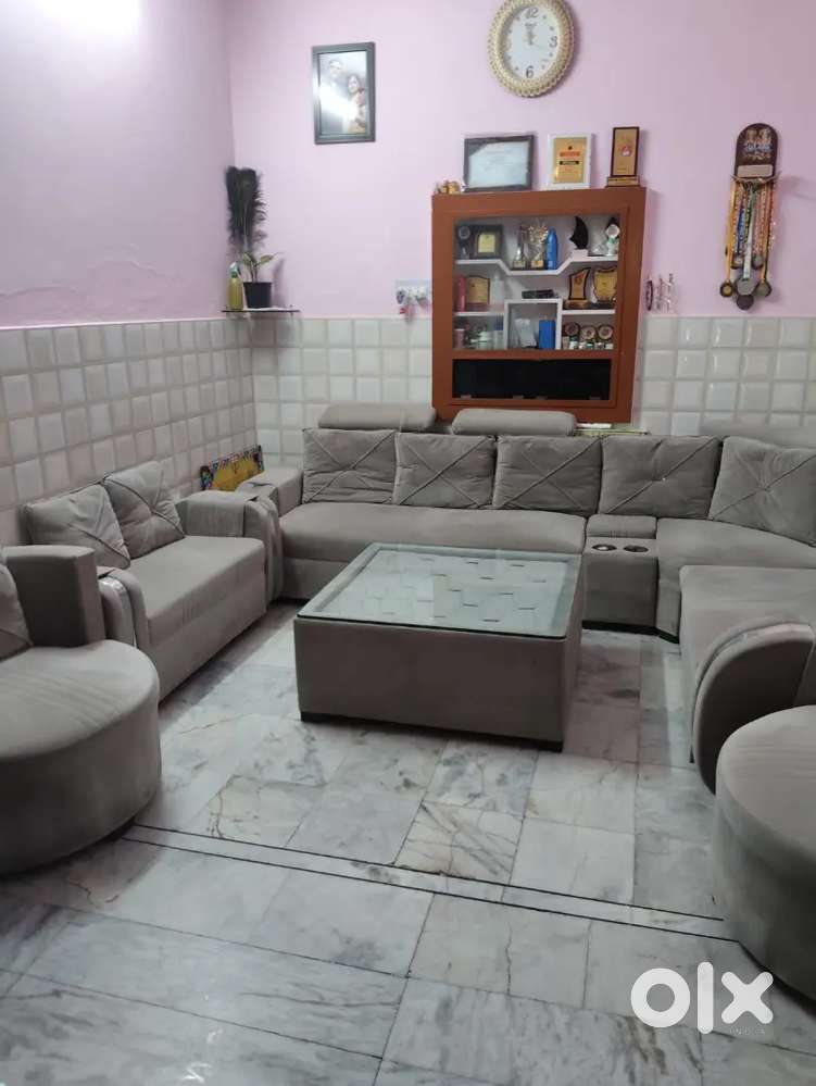 10 Seater Sofa Set in Good condition