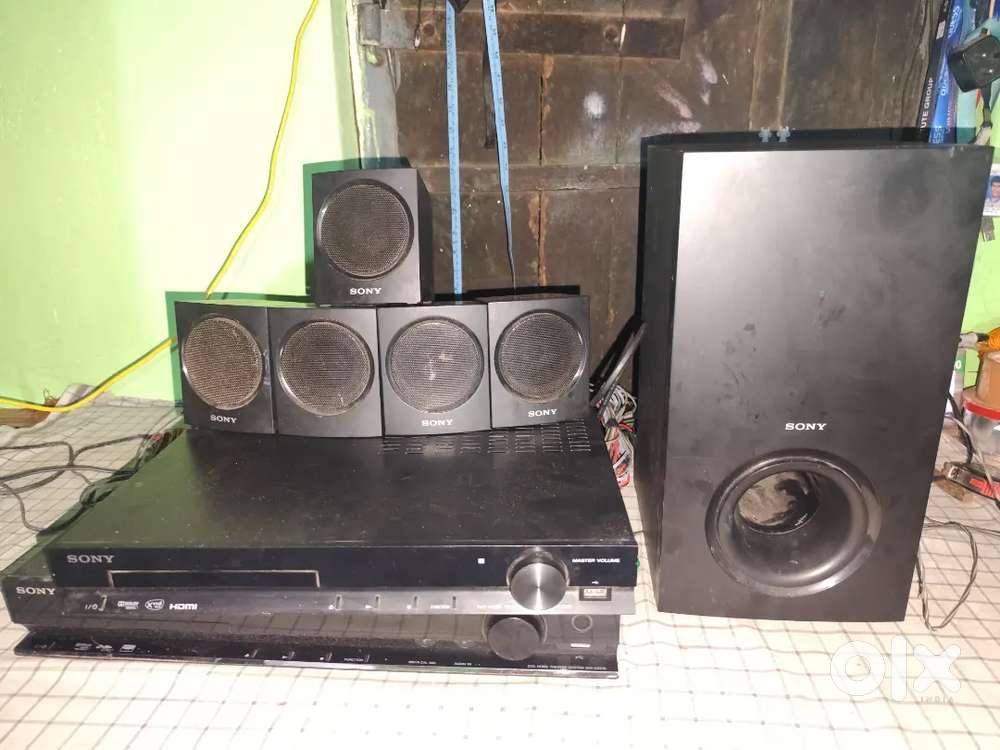 Sony home theater 5.1 and zebronics hd projector 120 large screen