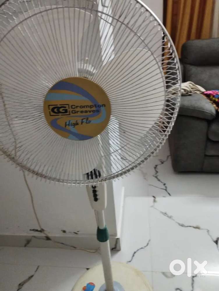 Standing fan for sale