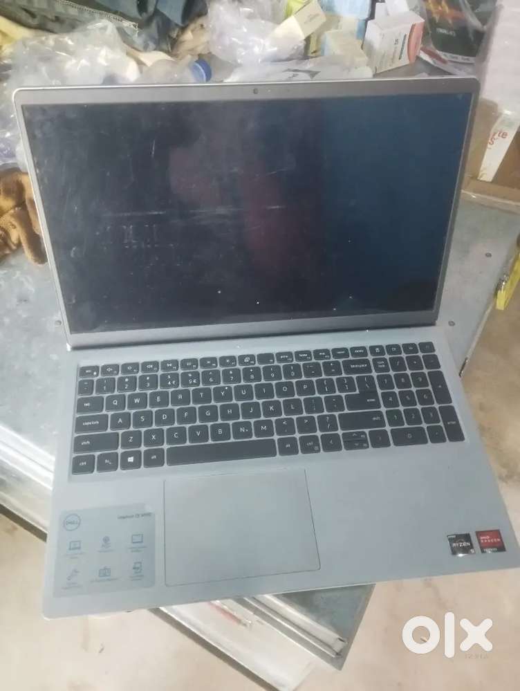 DELL inspiron 15    3000