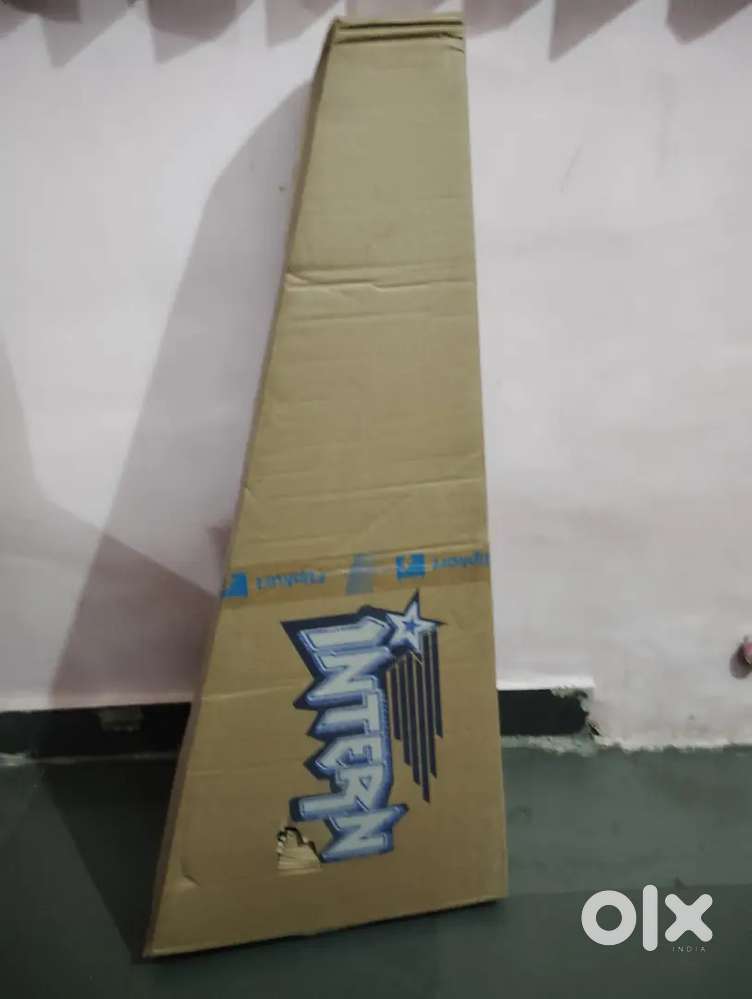 Selling New Guitar with all accessories