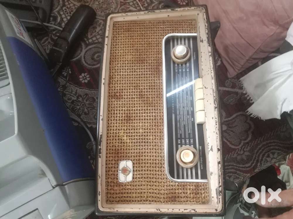 Antique piece of RADIO