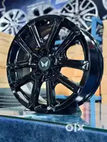 18 XUV 700 AX7L set of 4 wheels set of 4 OEM WHEELS REPAINTED