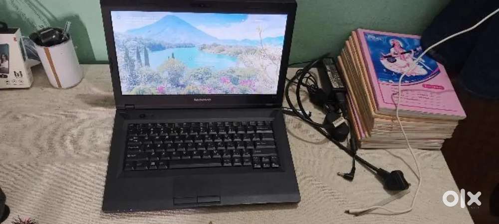 LenvoE49 4 Gb Ram 128 gb ssd Harddisk 500