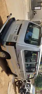 Maruti omini 2018 petrol 20.000km drive No Dent  showroom condition