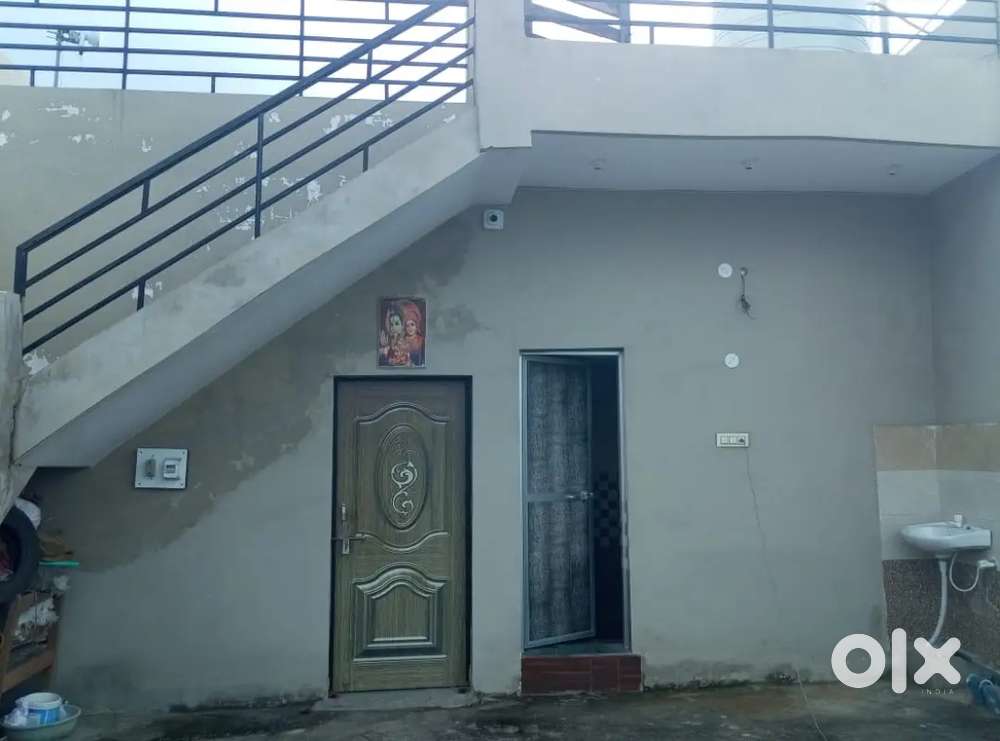 Beautiful house in 1 bhk simply house