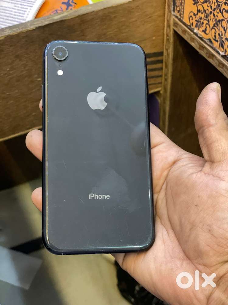 iPhone xr. 64gb neat &clean set