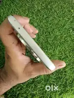 Display glass broken bt condition is verry good