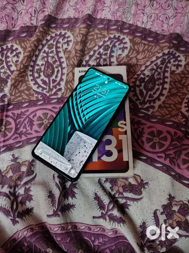 Samsung m31s 6gb ram 128gb room