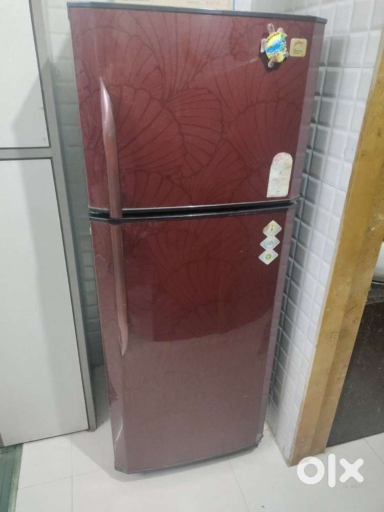 Godrej 230 liter double door fridge with 4 star rating