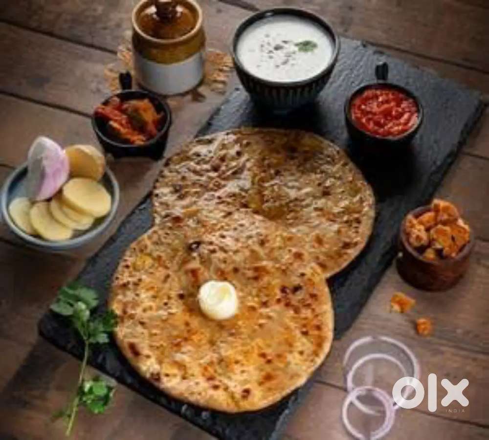 chole bhature or pranthe bnane ke liye person chahiye