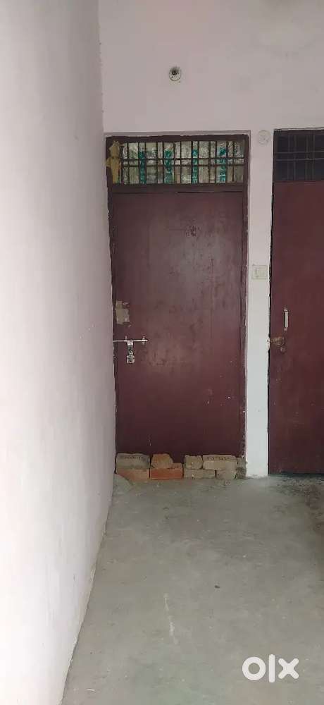 Room for rent only for girl