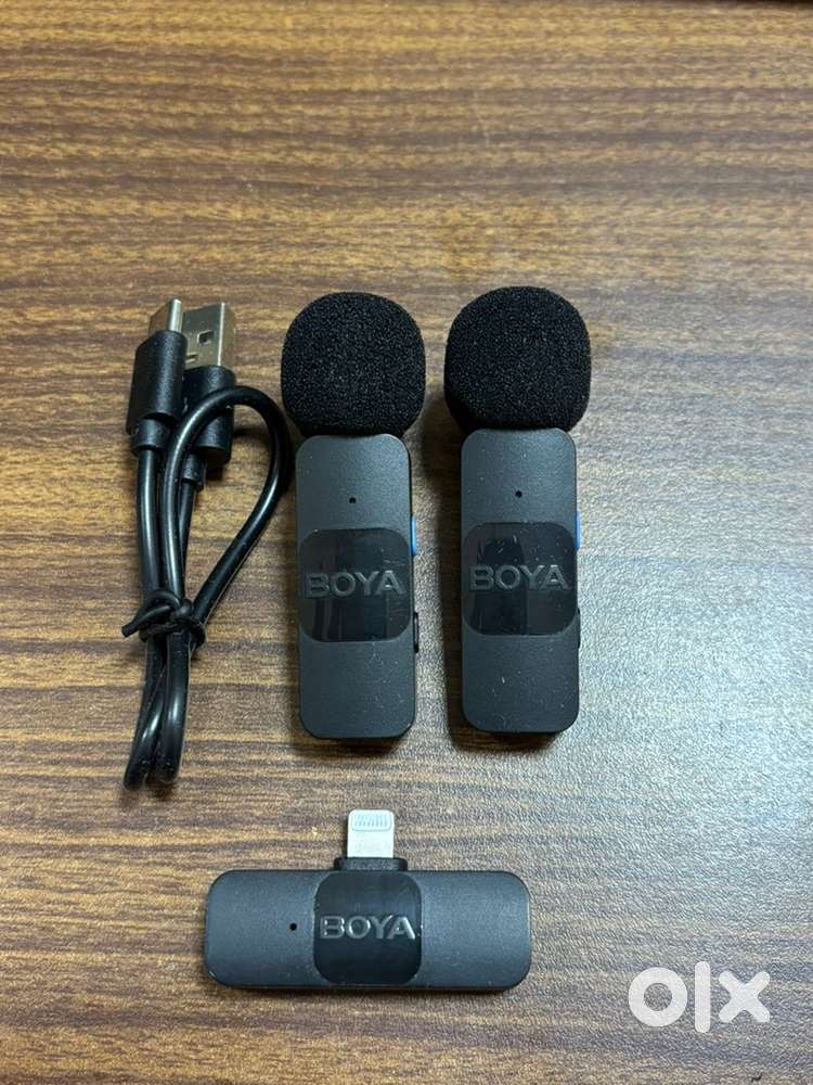 BOYA Ultracompact 2.4GHz Wireless Microphone System