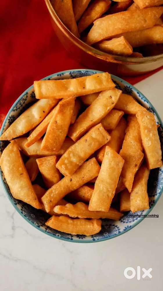 Ghar Ka Bana Hua Namkeen