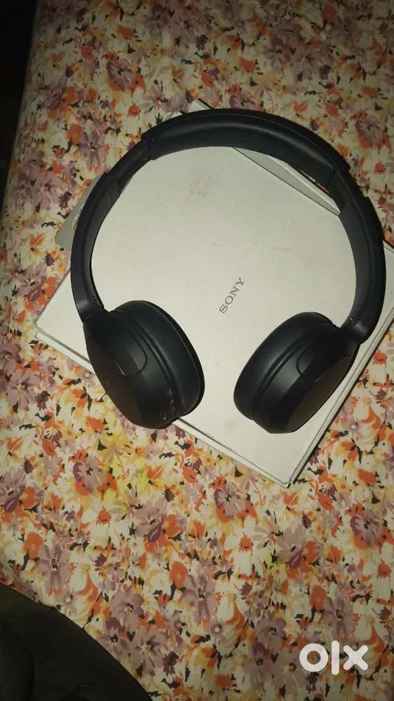 Sony WH-CH520 Wireless Bluetooth Headphones