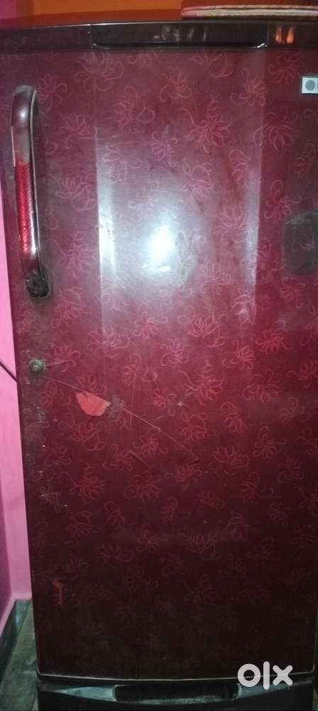 LG , 3 star , 10 years old