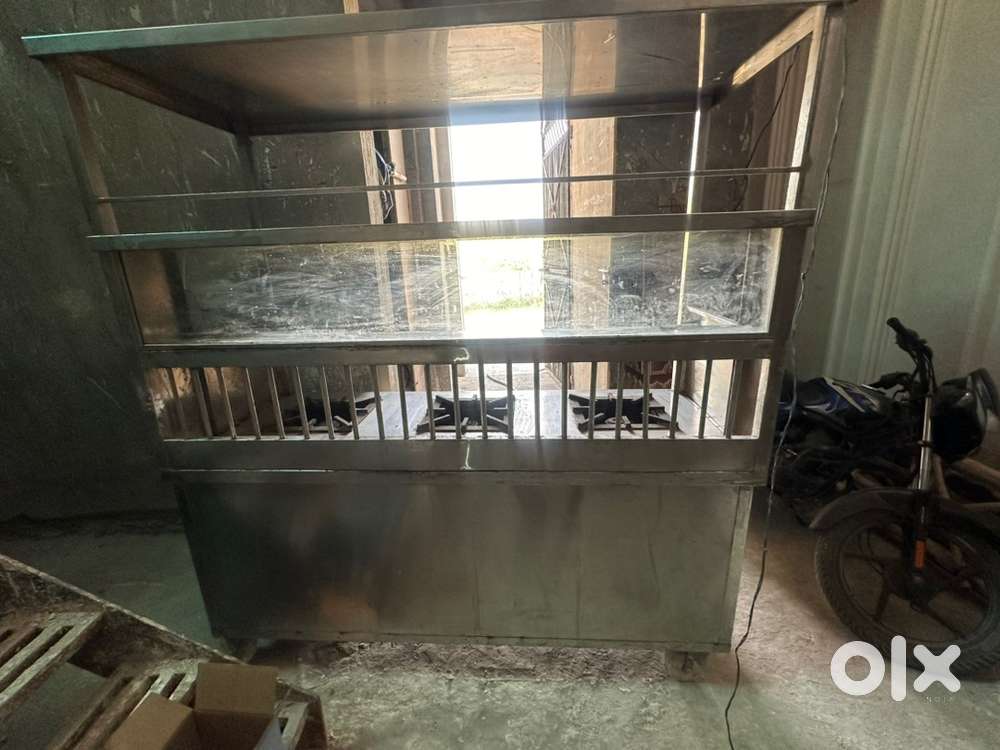 Food Counter Stall With 3 Burner