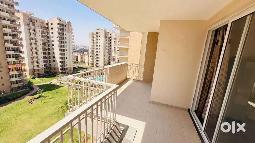 3bhk fully furnished flat on Chandigarh Ambala Highway Zirakpur