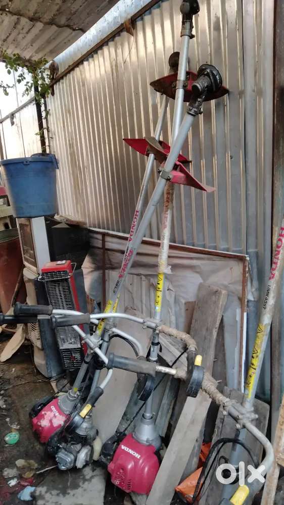 Honda grass cutter