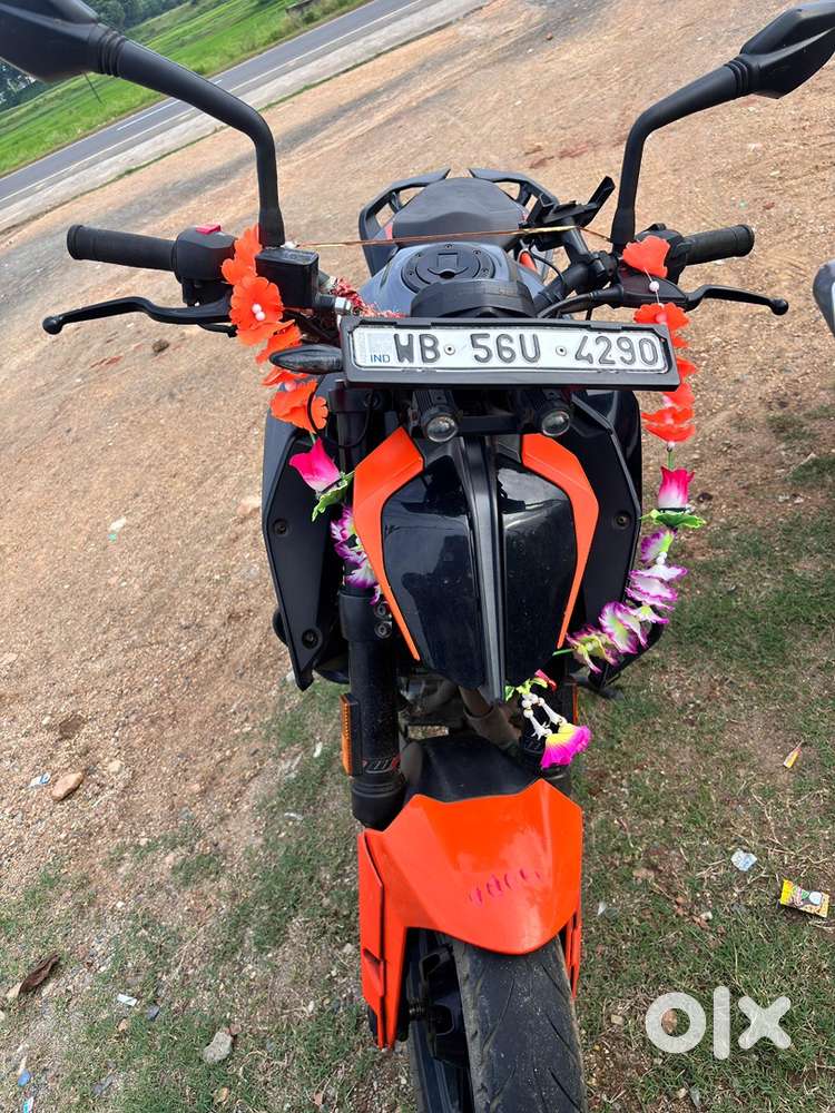 Its a duke 250gen 2 in a very good condition 2023 model