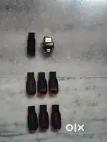 Pendrive 7 sandisk & 1 ho total 1000 rupees cash