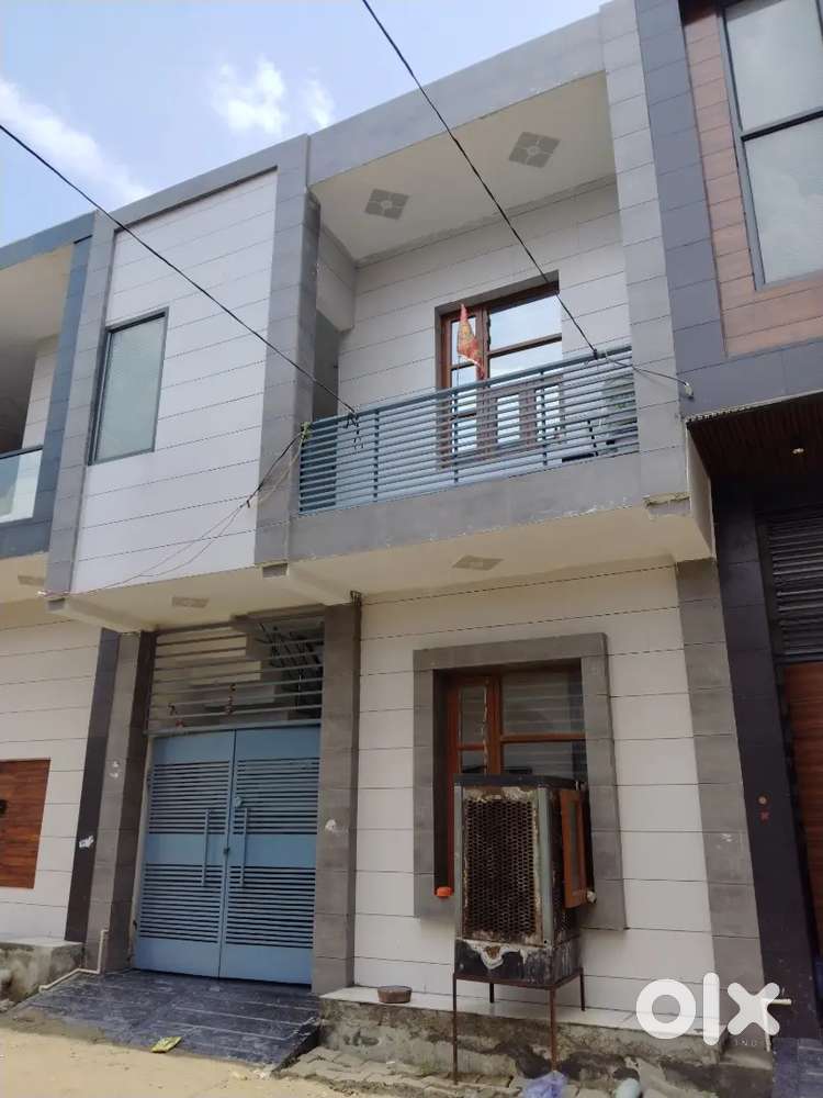 83 Gaj House