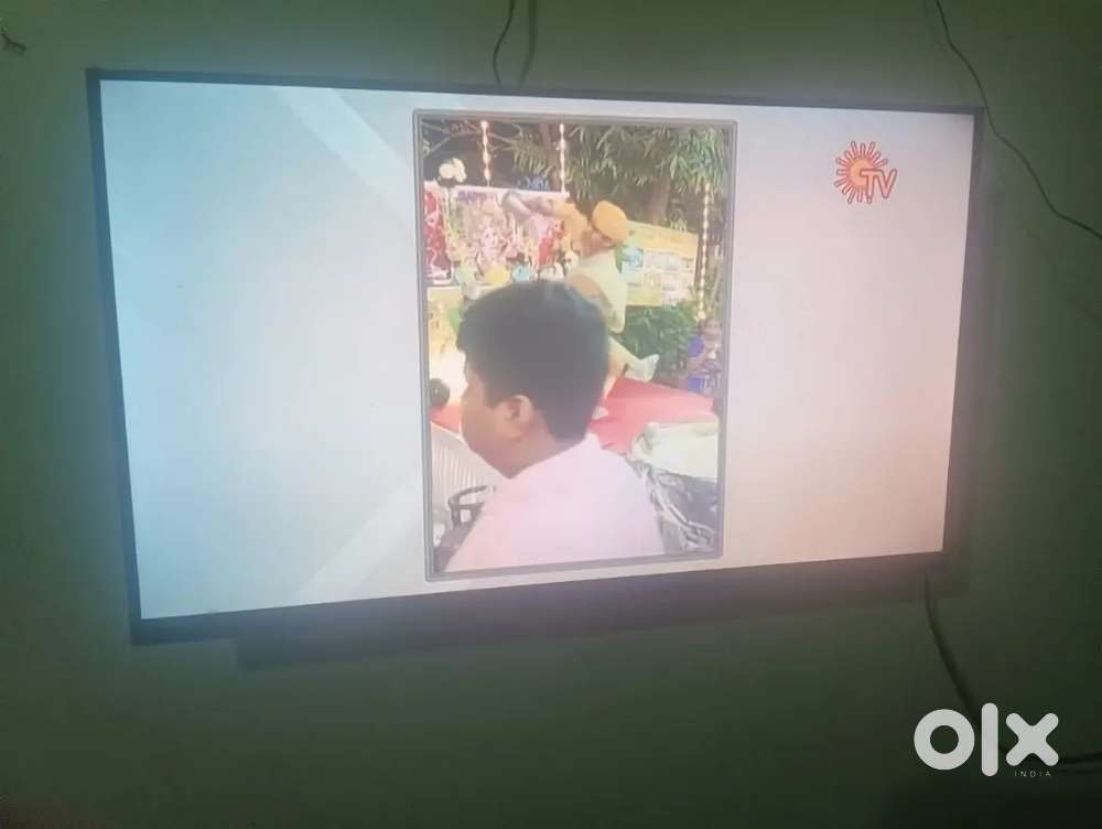 One plus 32inch smart tv