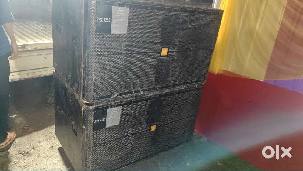 JBL SRX728 Double Subwoofer & JBL SRX725 box