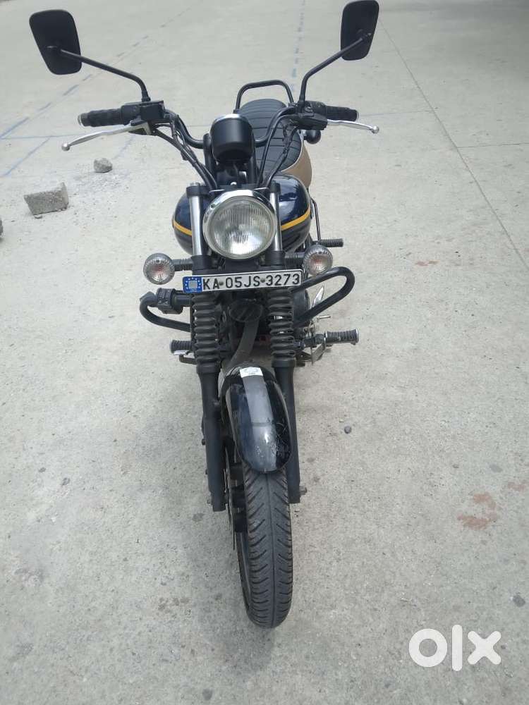 Bajaj average 150cc