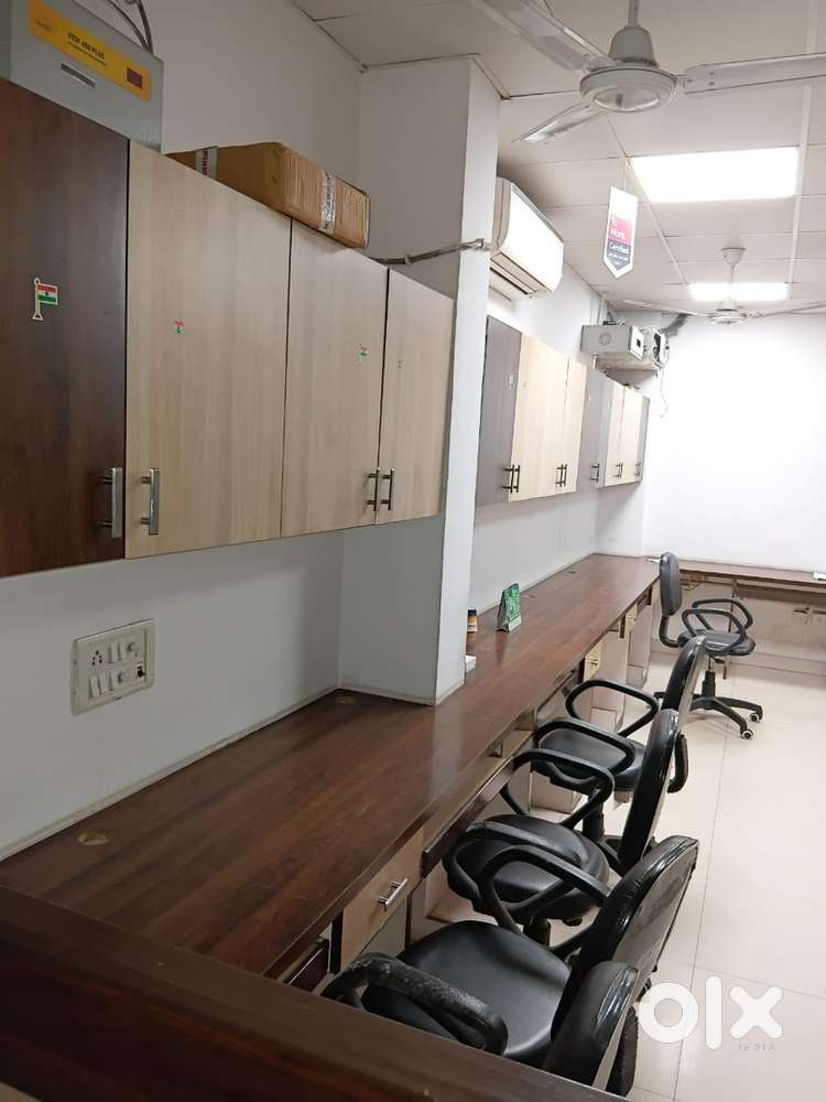 Fully furnished office space available for rent in Gomti nagar