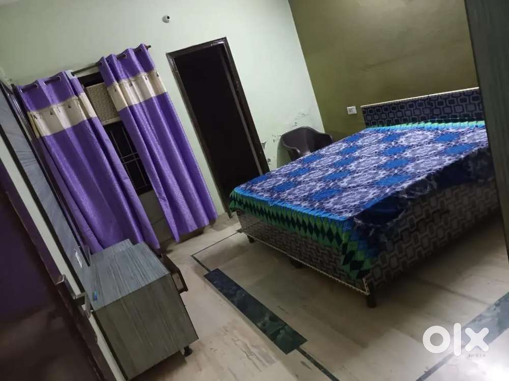 Available for room rent