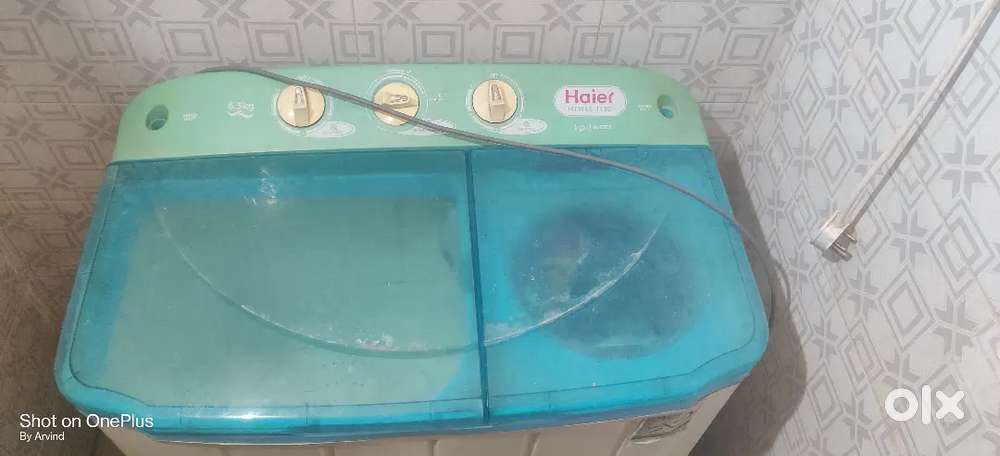 Washing machine.  5 year old. 6.5 kg