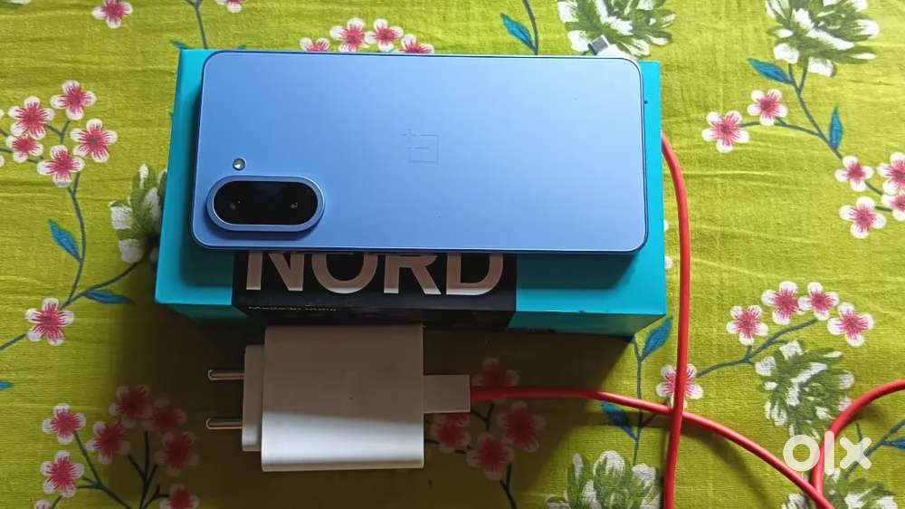 Oneplus Nord ce 5 (8gb/256gb).