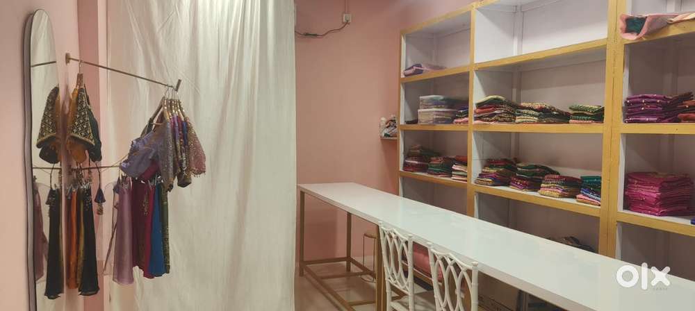 Sales Girl – Sreejas Bridal Boutique