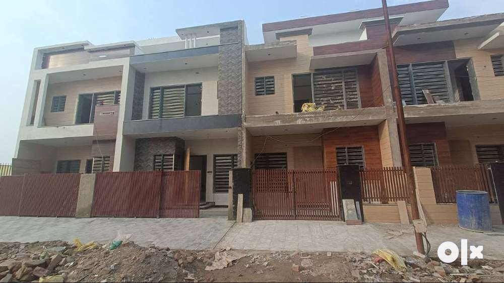 Villa kothi for sale 100 Gaj in Sector 92, Mohali, Near Airport Road