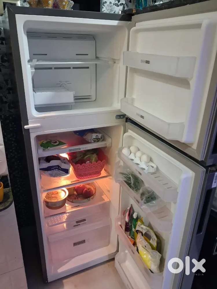 DOUBLE DOOR FRIDGE