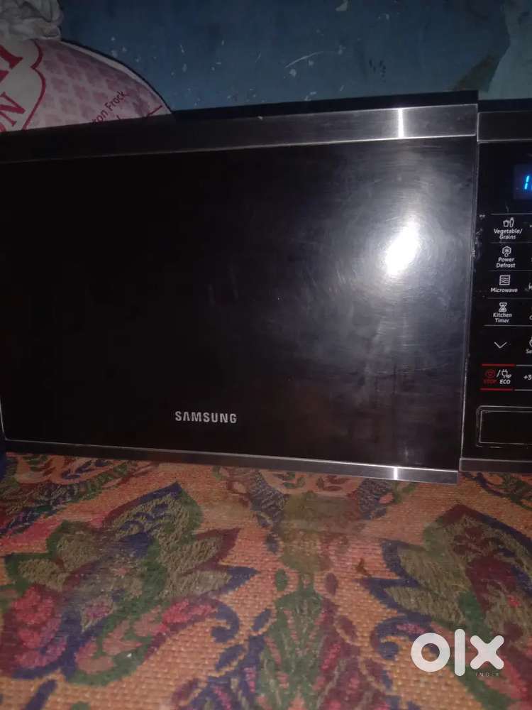 Microwave  oven