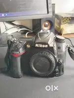 Nikon D7000 for sale.