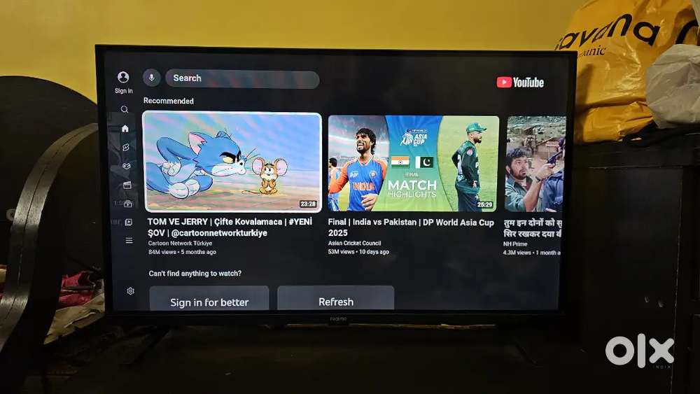 Realme 32 inch TV and BoAt 20w speaker